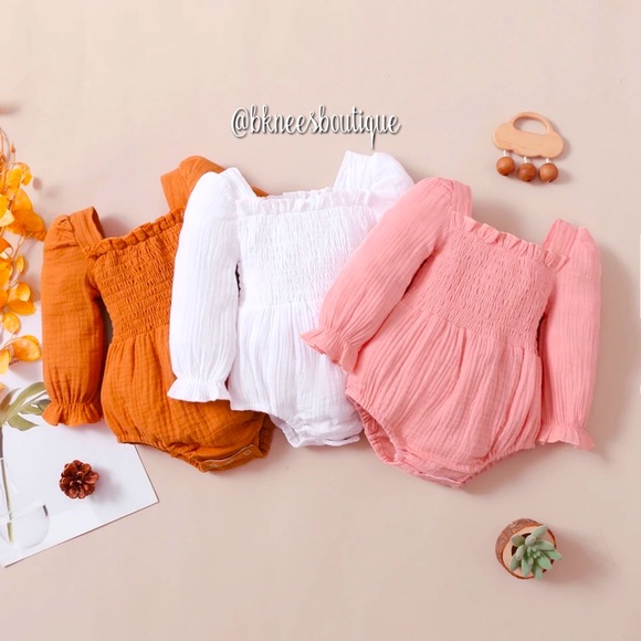 Baby Girl Boutique Peach Smocked Summer Linen Romper - Picture 5 of 5